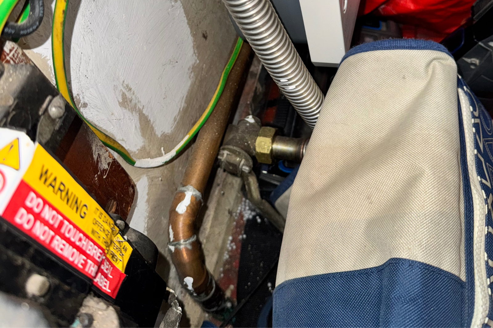 gas emergency control valve partially shut